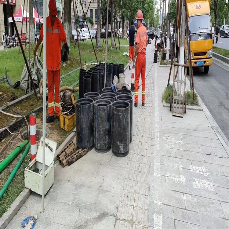 陈巴尔虎管道短管置换修复